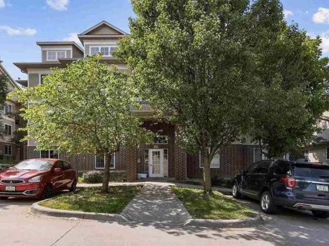 Condo for sale in Iowa City, Iowa