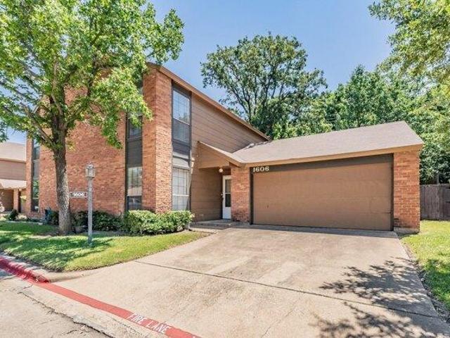House for sale in Irving, Texas