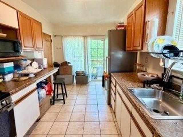 House for sale in Irvington, Essex County