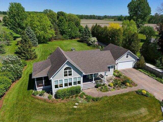 House for sale in Isle La Motte, Vermont