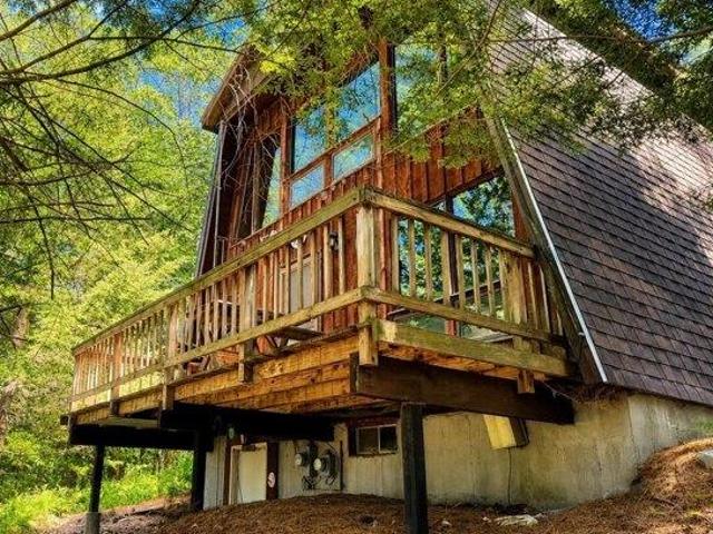 House for sale in Jamaica, Vermont