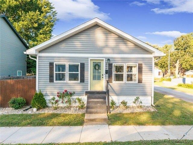 House for sale in Jeffersonville, Indiana