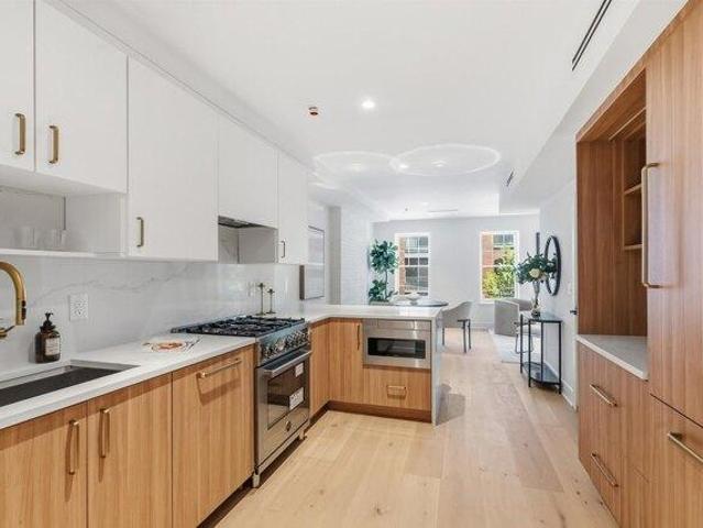 Condo for sale in Hudson, New Jersey