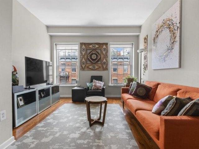 Condo for sale in Hudson, New Jersey