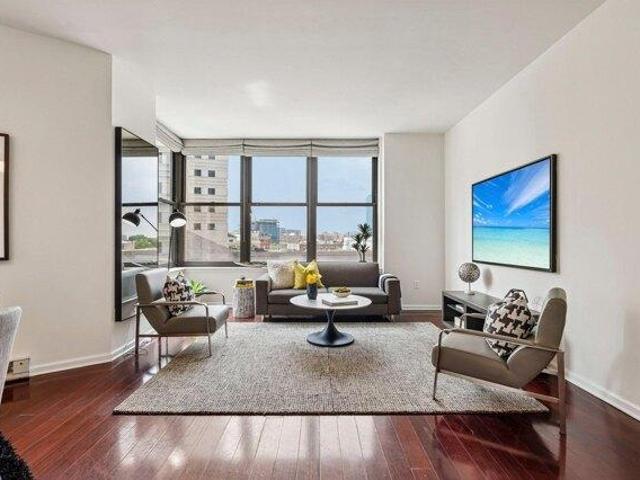Condo for sale in Jersey City, Hudson County