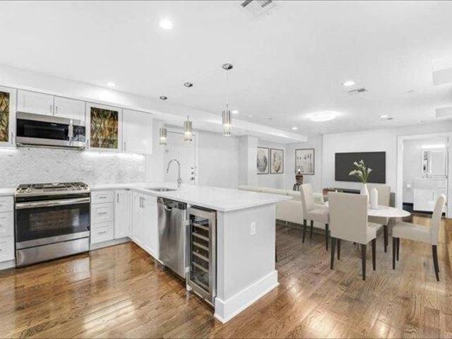 Condo for sale in Hudson, New Jersey