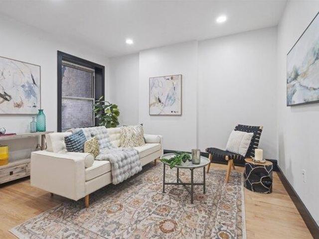 Condo for sale in Hudson, New Jersey