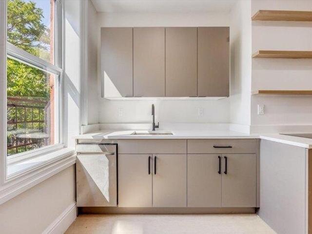 Condo for sale in Hudson, New Jersey