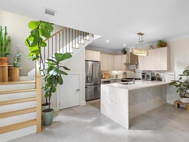 Condo for sale in Hudson, New Jersey