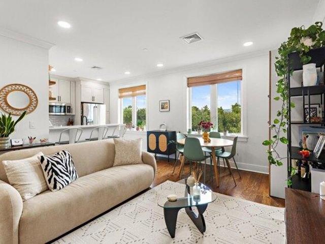 Condo for sale in Hudson, New Jersey