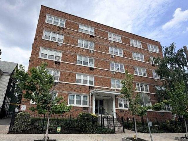 Condo for sale in Hudson, New Jersey