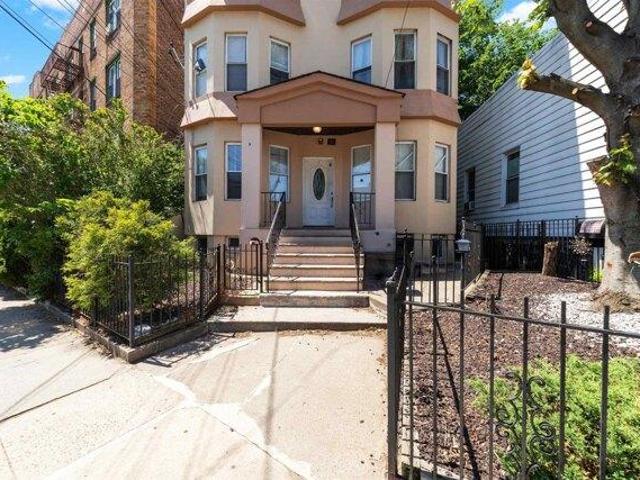 Condo for sale in Journal Square, Jersey City