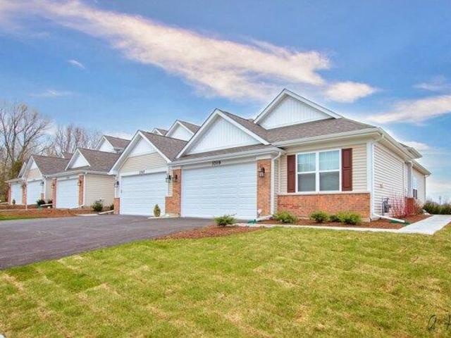 House for sale in Johnsburg, Illinois