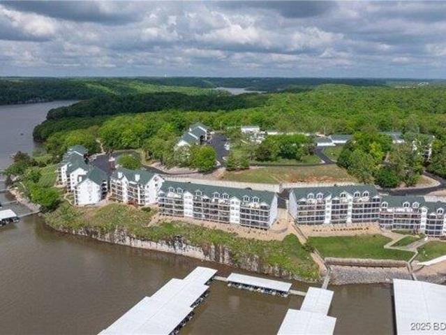 Condo for sale in Kaiser, Missouri