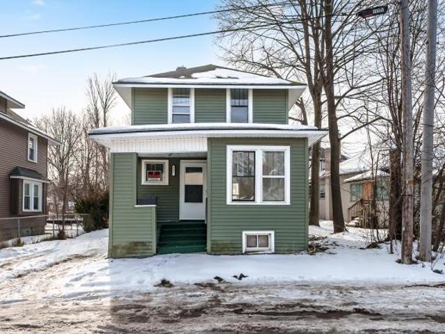 House for sale in Kalamazoo