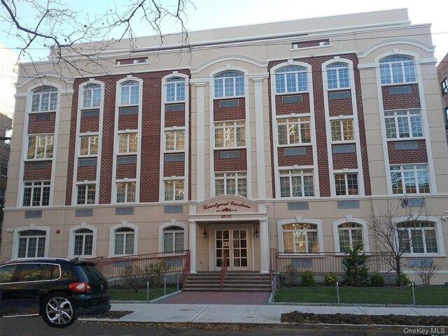 Condo for sale in Queens, Arverne