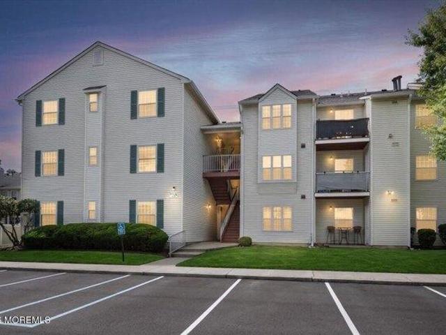 Condo for sale in Monmouth, New Jersey