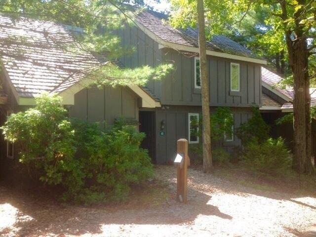 House for sale in Lake Harmony, Pennsylvania