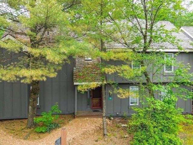 House for sale in Lake Harmony, Pennsylvania