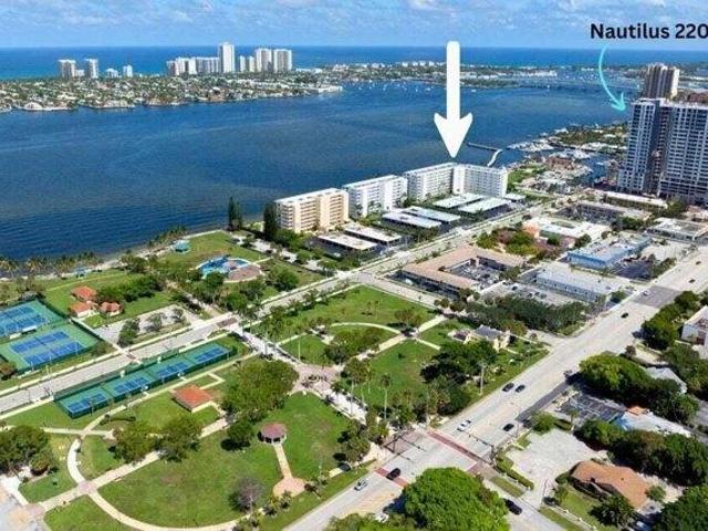 Condo for sale in Lake Park, Florida