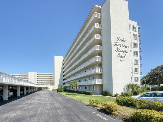 Condo for sale in Lake Park, Florida