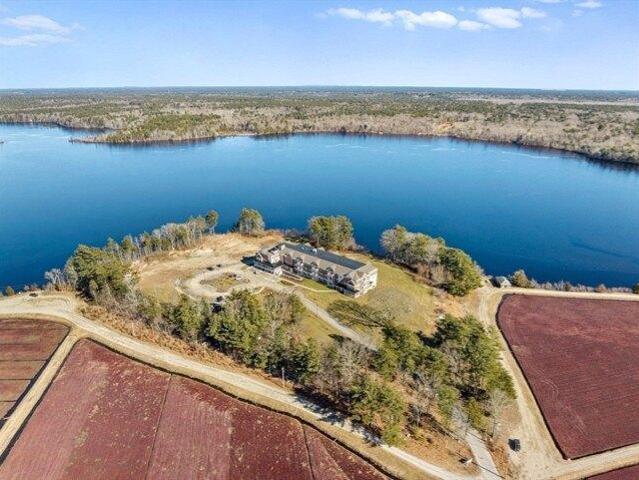 Condo for sale in Lakeville, Massachusetts