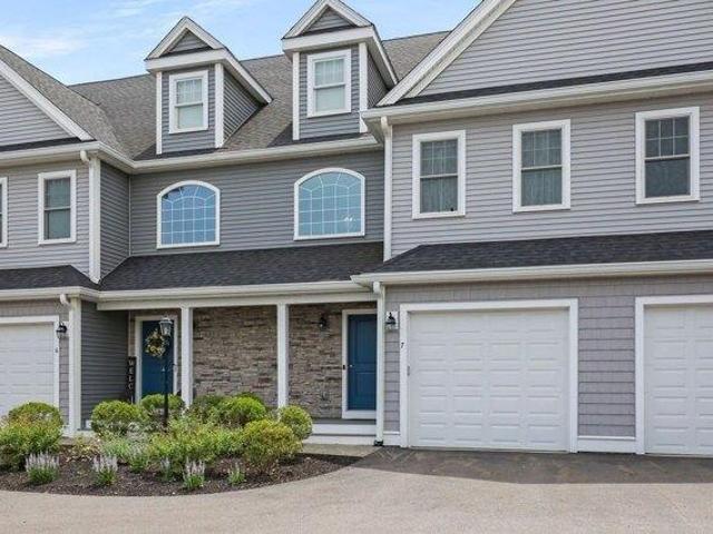 Condo for sale in Lakeville, Massachusetts