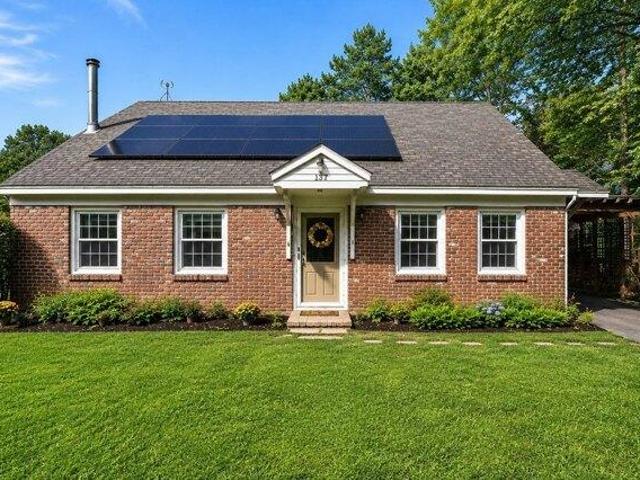 House for sale in South Lancaster, Lancaster