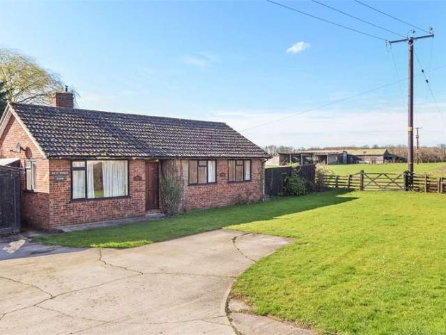 Land for sale in Buckinghamshire