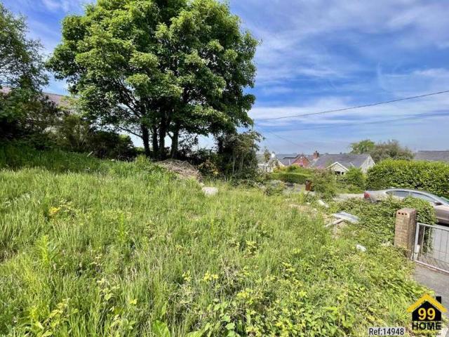 Land for sale in Llanrug, Wales