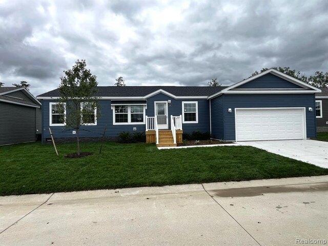 House for sale in Lapeer, Michigan