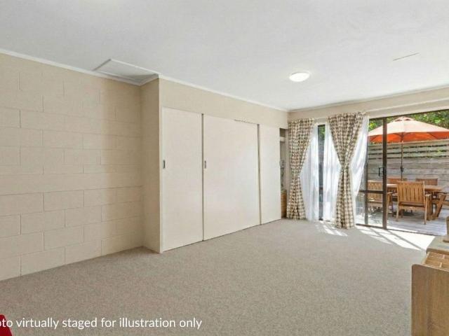 Townhouse for rent in Wairau Valley
