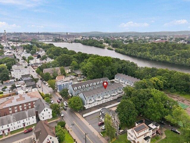 Condo for sale in Lawrence, Massachusetts