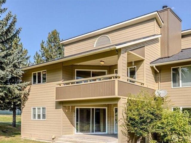Condo for sale in Washington