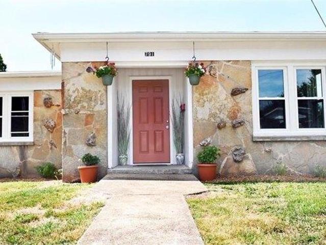 House for sale in Laclede, Missouri