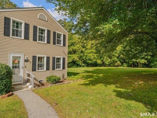House for sale in Lakeside Condominiums, Ledyard