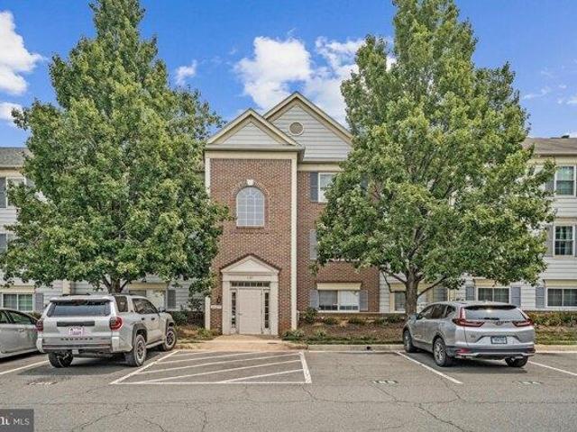 Condo for sale in Virginia