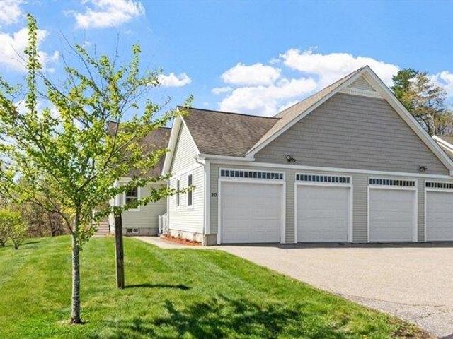 Condo for sale in Leicester, Massachusetts