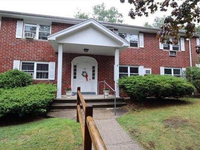 Condo for sale in Leominster, Massachusetts