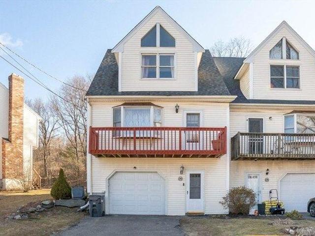 Condo for sale in Leominster, Massachusetts