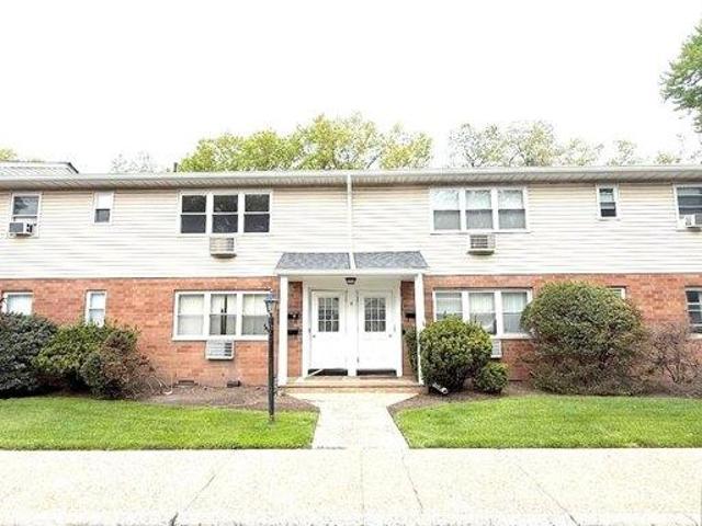 Condo for sale in Leonia, New Jersey