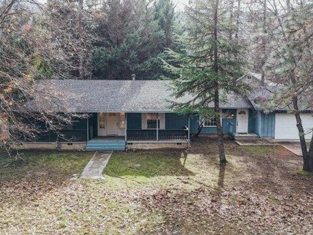 House for sale in Lewiston, California