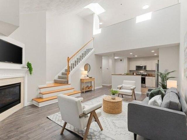 Condo for sale in Lexington, Massachusetts