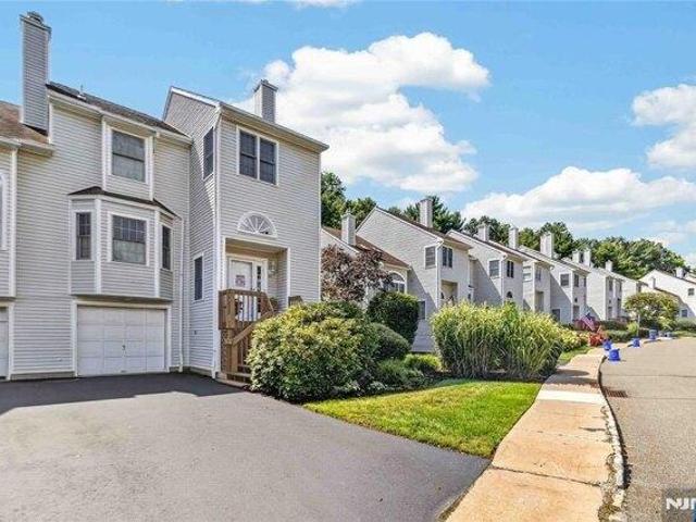 House for sale in Lincoln Park, New Jersey