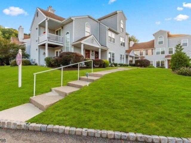 Condo for sale in Lincoln Park, Morris County
