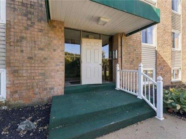 Condo for sale in Albion, Lincoln