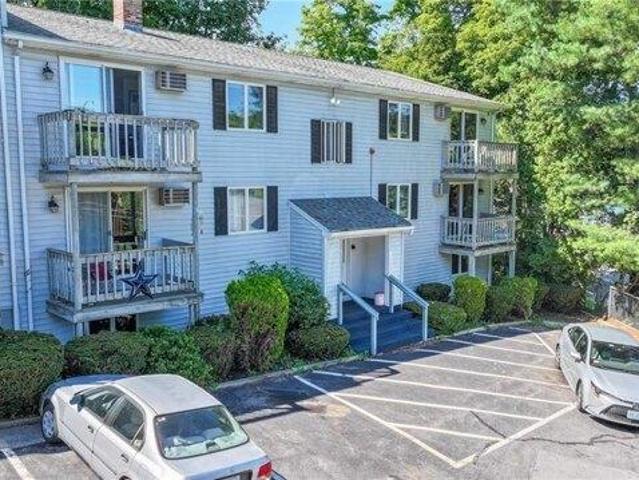 Condo for sale in Manville, Lincoln