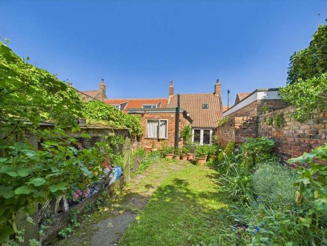 Farm for sale in North Frodingham, East Riding Of Yorkshire