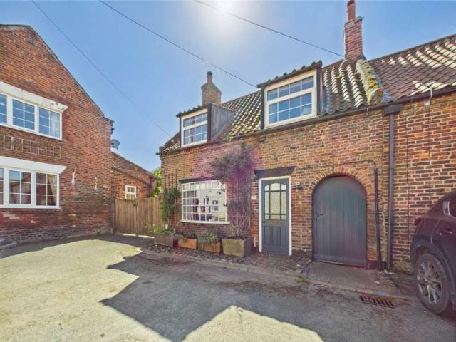 Farm for sale in North Frodingham, East Riding Of Yorkshire