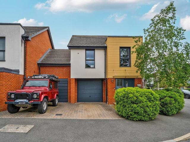 House for sale in Hart, Hampshire